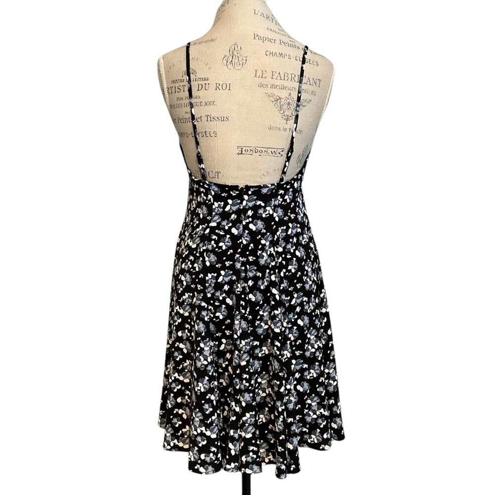 MICHAEL Michael Kors Studded Floral Print Crepe Mini Dress Size 10 NWT - Picture 2 of 11